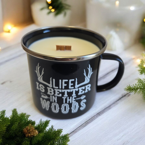 Chandelle Tasse Life is better in the woods
